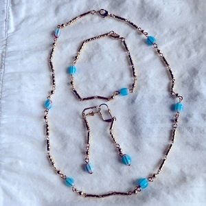 NWT Gold Blue Bead Necklace/Bracelet & Earring set